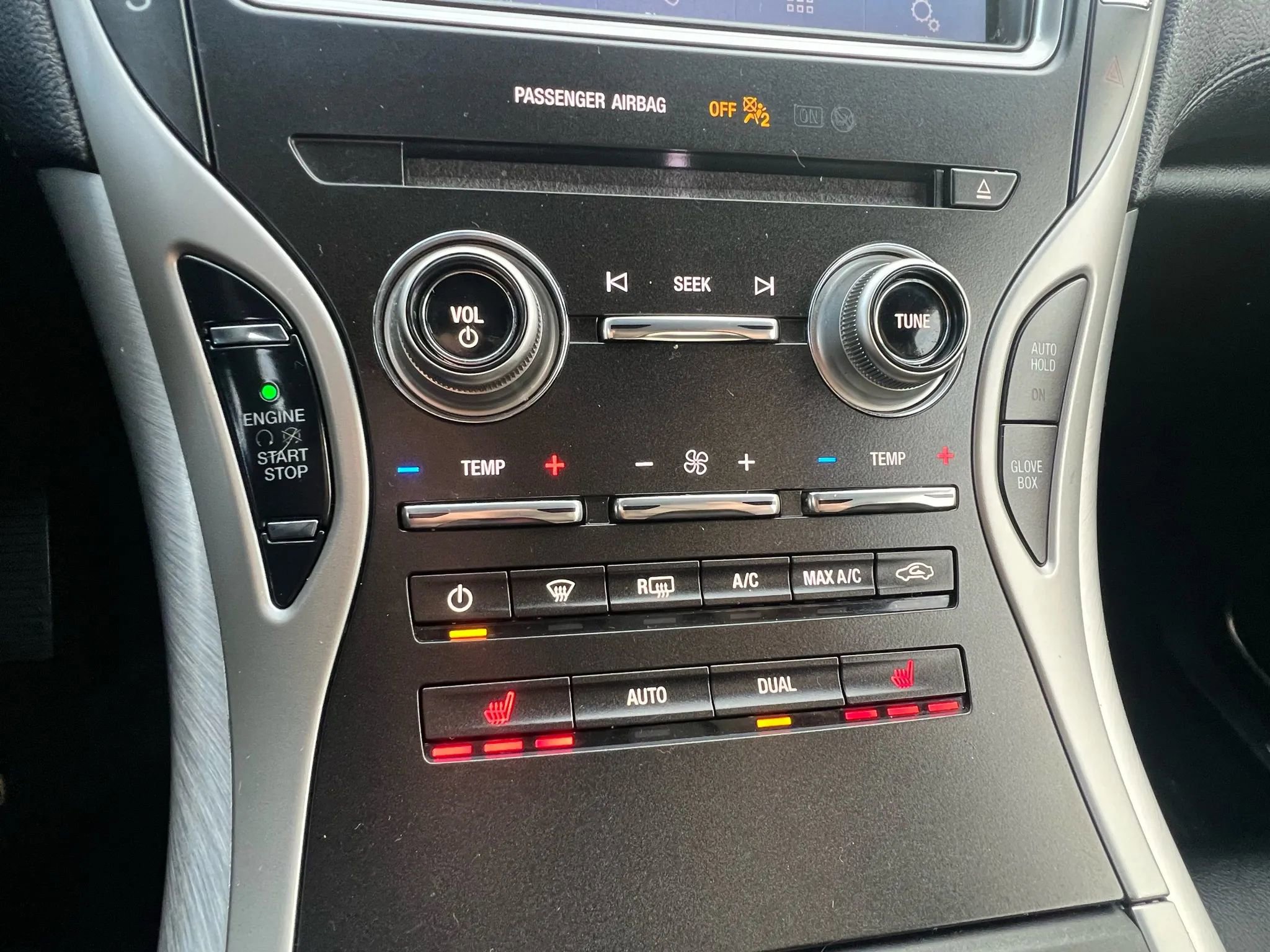 Used 2019 Lincoln Nautilus Premier AWD/4WD image 20
