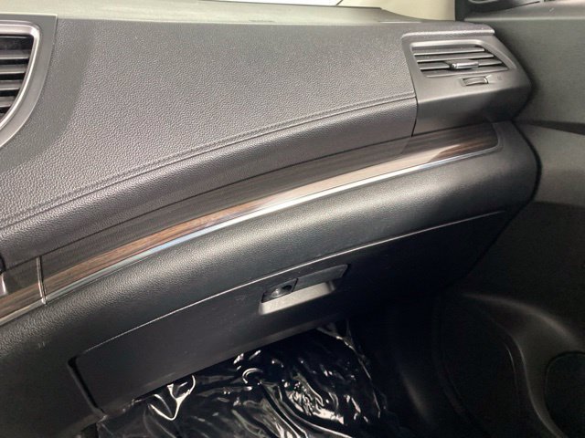Used 2016 Honda CR-V Touring image 37