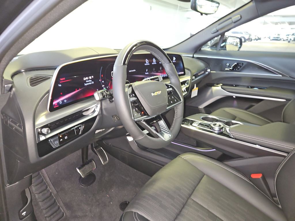 New 2026 Cadillac Lyriq V w/ LPO, Bronce Accent Package AWD/4WD image 24