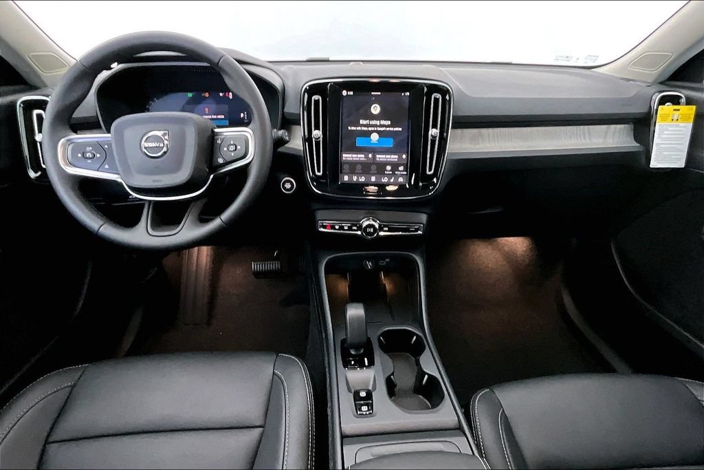 New 2026 Volvo XC40 B5 Core w/ Protection Package Premier AWD/4WD image 5