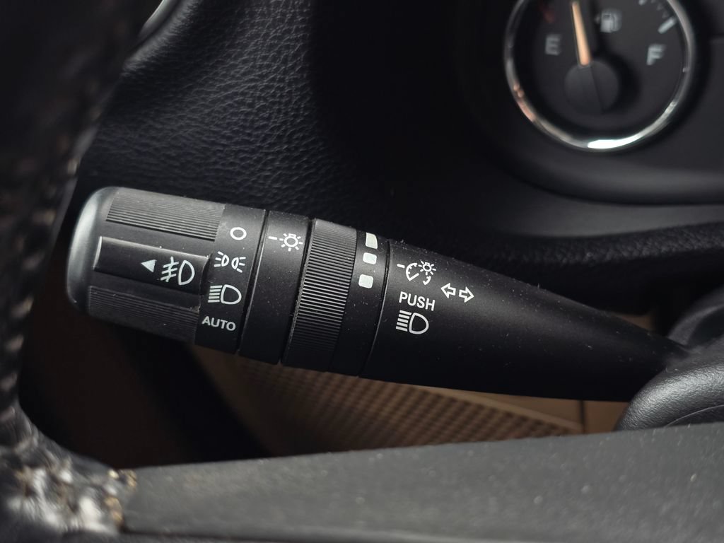 Used 2017 Jeep Wrangler Unlimited Rubicon w/ Connectivity Group AWD/4WD image 31