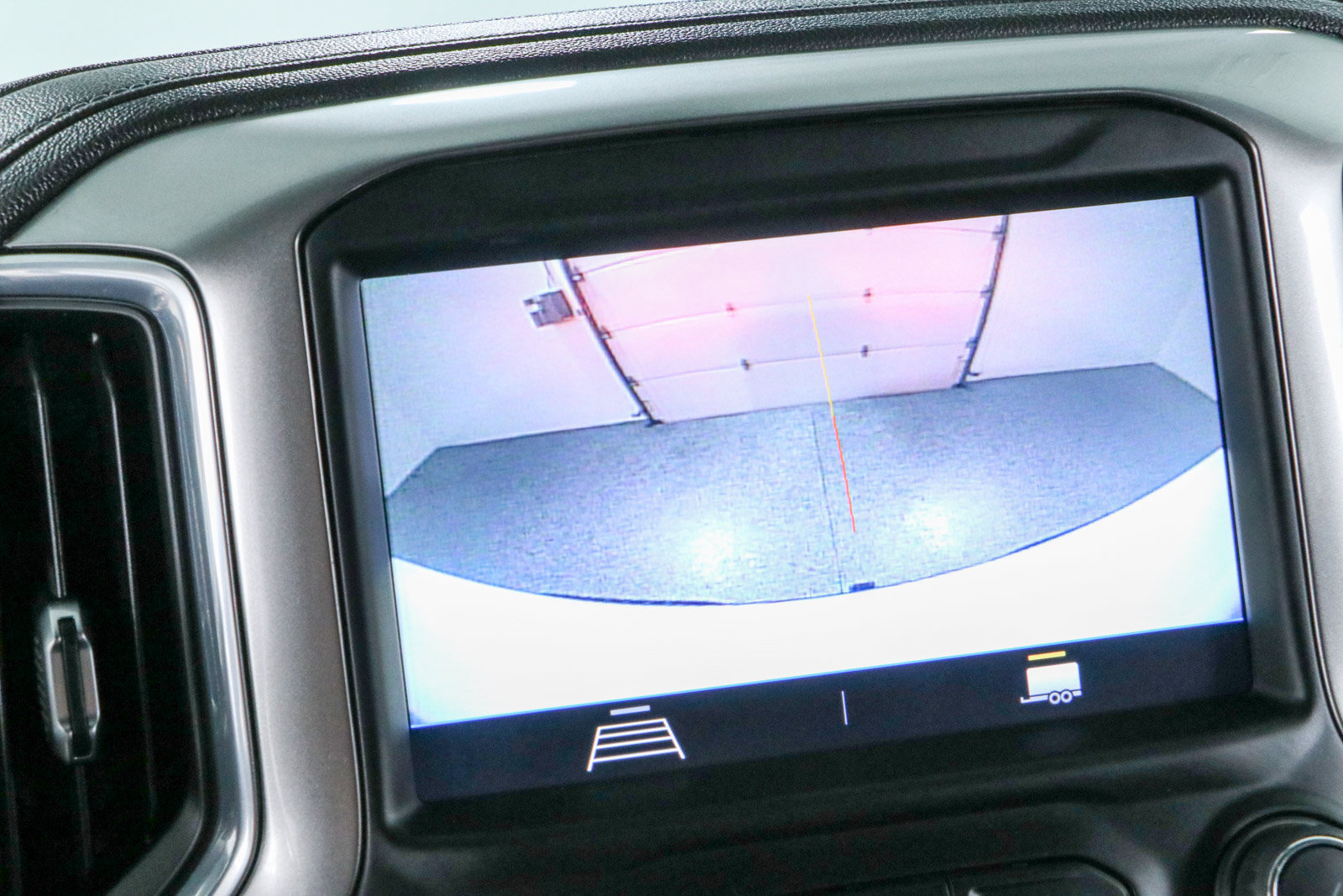 Used 2021 Chevrolet Silverado 1500 LT Trail Boss w/ Bed Protection Package AWD/4WD image 19