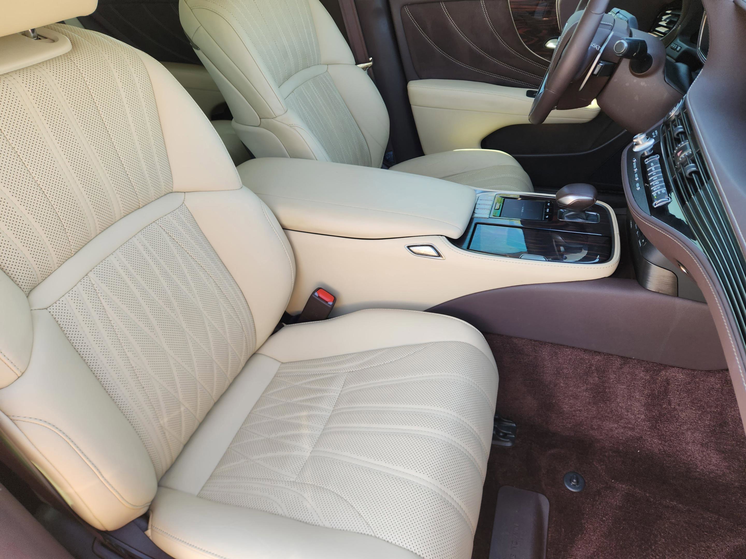 Used 2018 Lexus LS 500 w/ Interior Upgrade Package image 6
