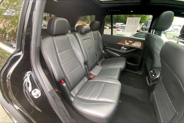 Used 2022 Mercedes-Benz GLS 450 4MATIC image 16