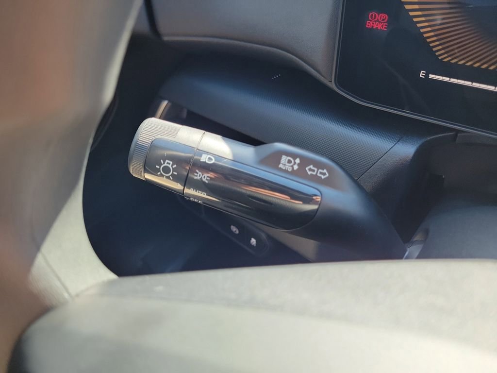 New 2026 Kia K4 FWD image 27