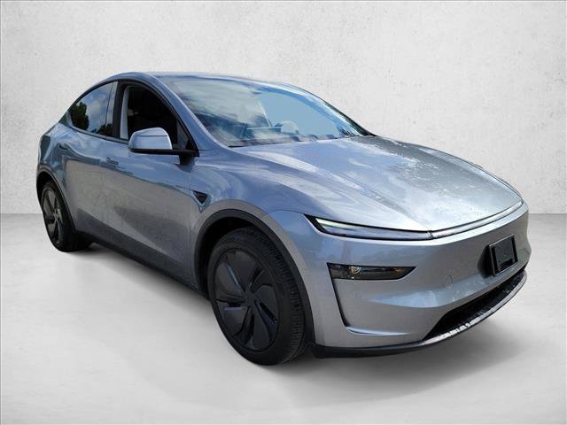 Used 2026 Tesla Model Y Long Range AWD/4WD image 3