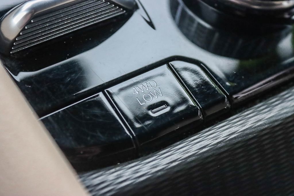 Used 2023 Jeep Grand Cherokee 4WD 4xe image 37