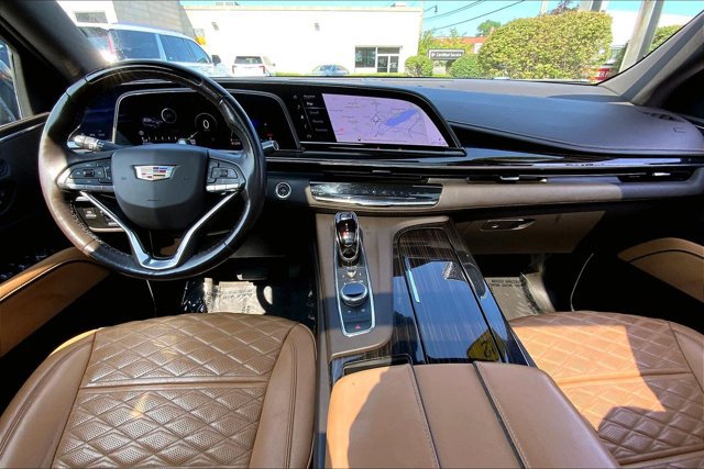Used 2022 Cadillac Escalade ESV Premium Luxury w/ Performance Package AWD/4WD image 15