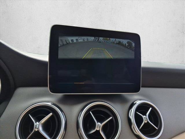 Used 2019 Mercedes-Benz GLA 250 4MATIC image 14