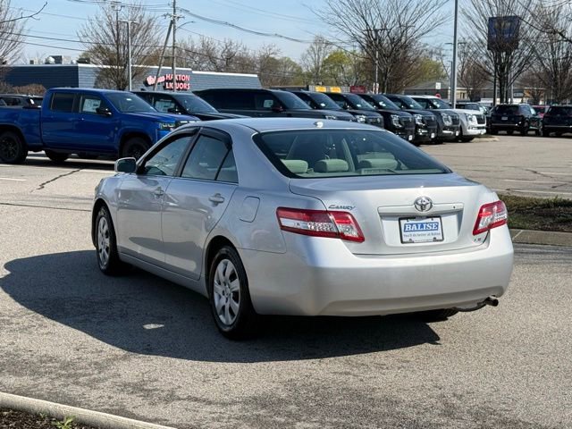 Used 2011 Toyota Camry LE image 7