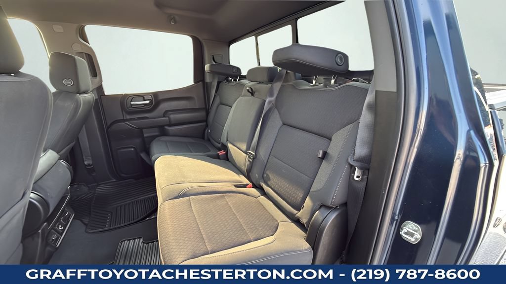 Used 2022 Chevrolet Silverado 1500 LT w/ Z71 Off-Road Package AWD/4WD image 24