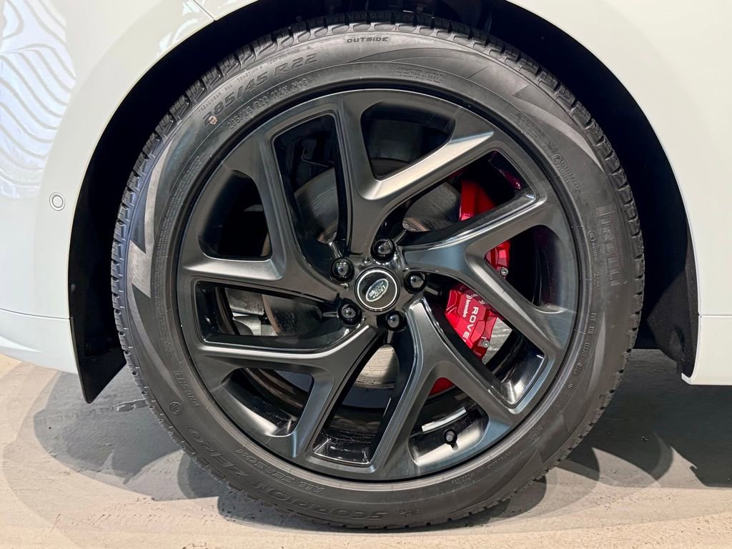 Used 2025 Land Rover Range Rover Sport Dynamic SE image 14