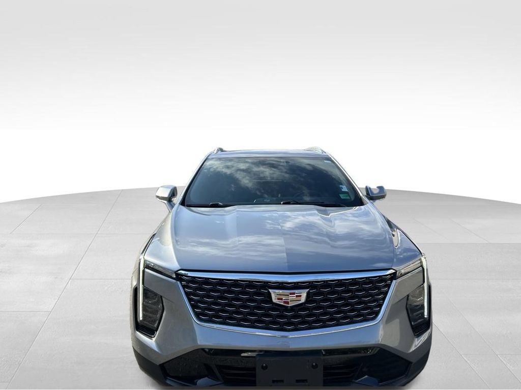 Used 2025 Cadillac XT4 Premium Luxury AWD/4WD image 9