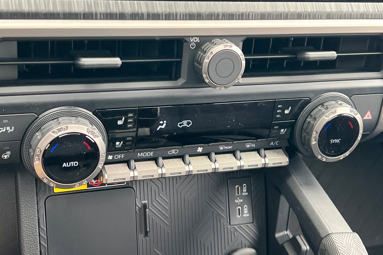 New 2026 Toyota 4Runner 4WD image 17