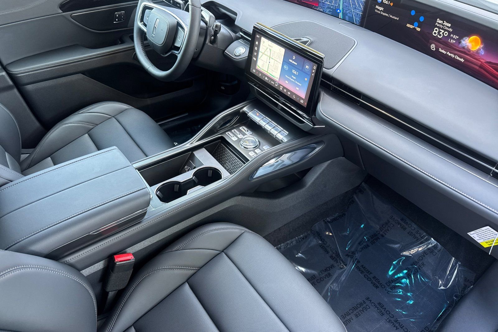 New 2026 Lincoln Nautilus Premier image 14