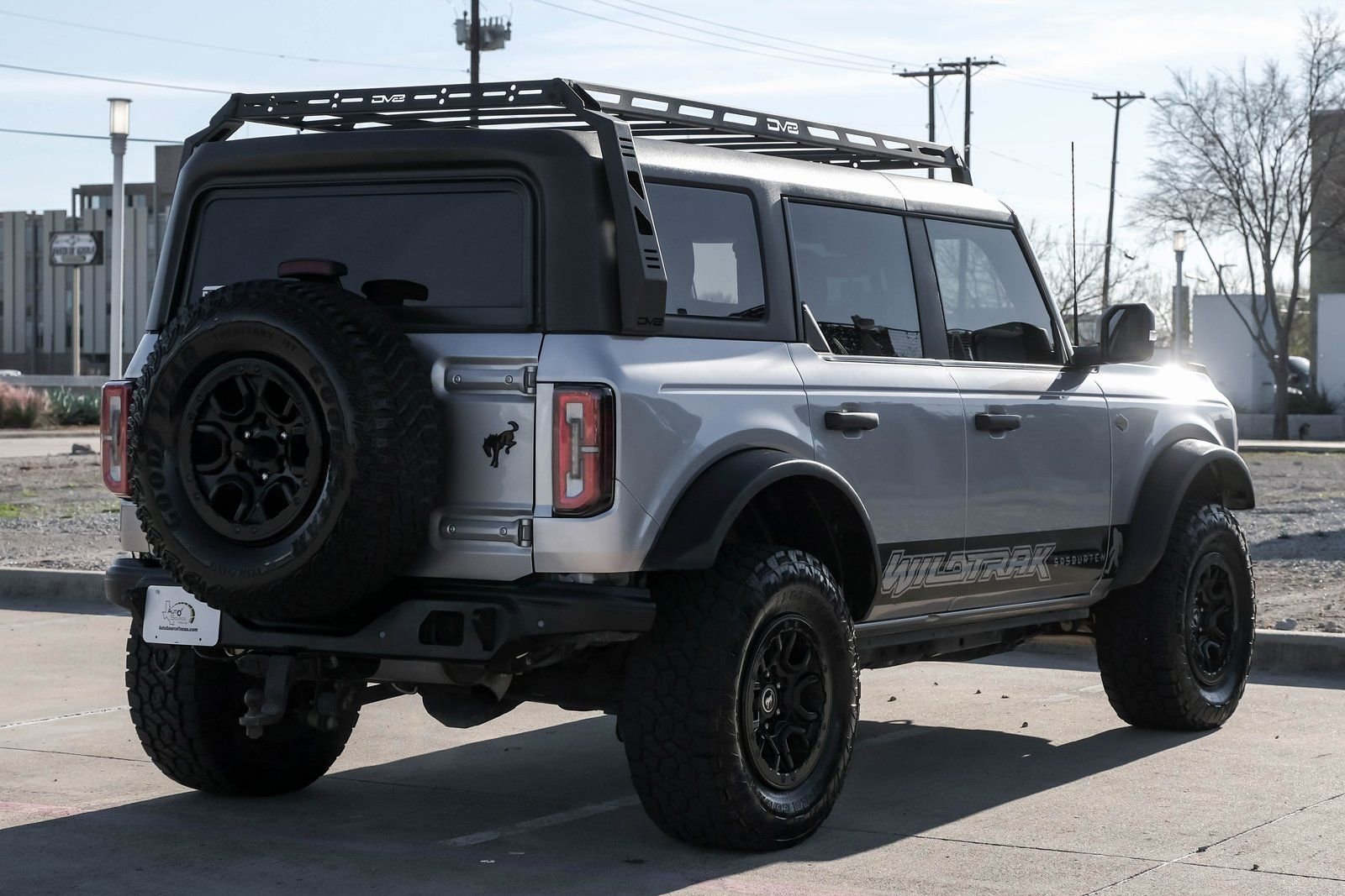 Used 2022 Ford Bronco Wildtrak image 9