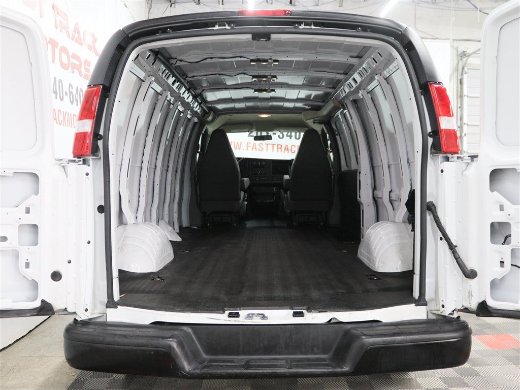 Used 2025 Chevrolet Express 2500 Extended w/ Driver Convenience Package RWD image 8