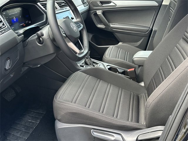Used 2024 Volkswagen Tiguan S image 9