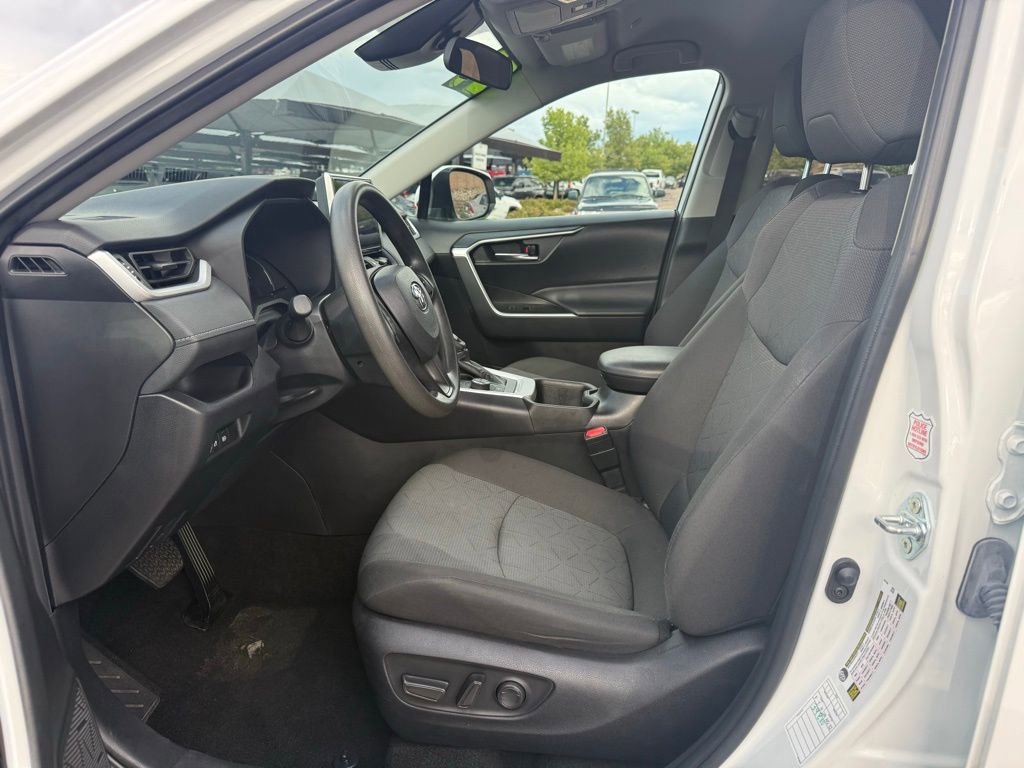 Used 2024 Toyota RAV4 XLE image 15