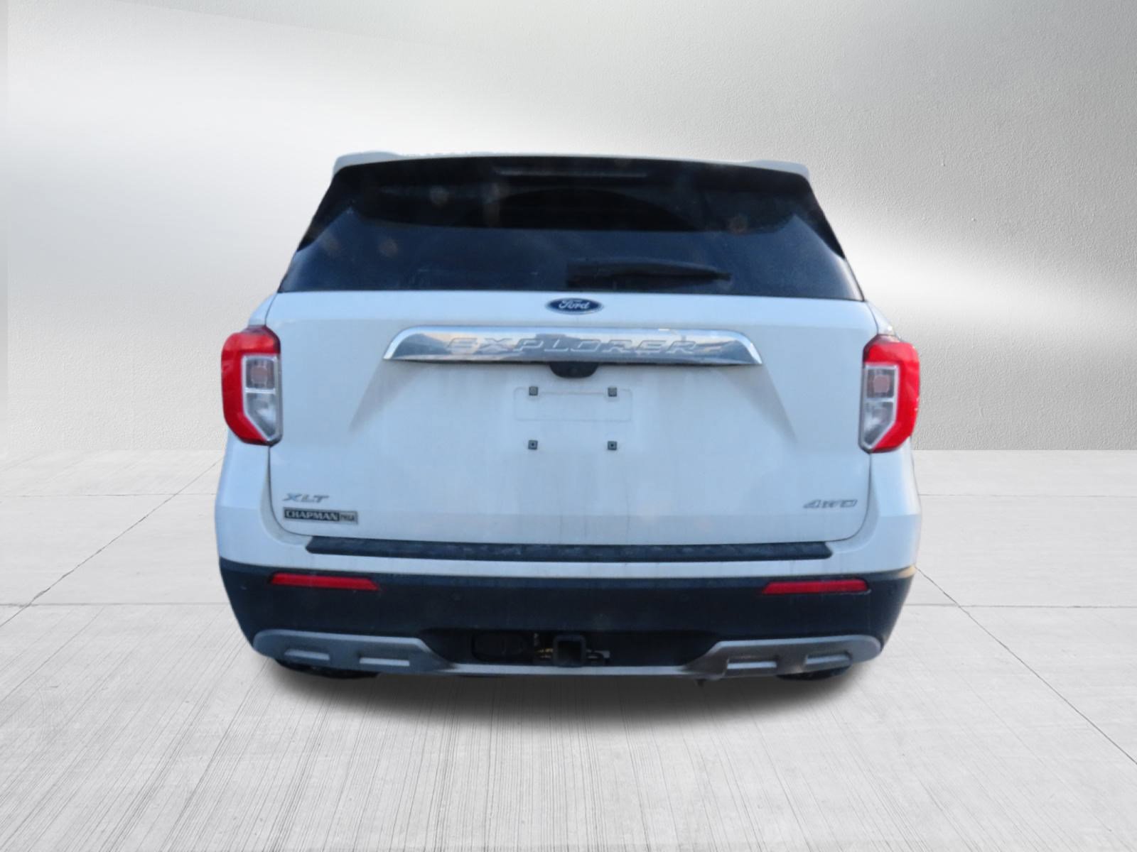 Used 2023 Ford Explorer XLT w/ Equipment Group 202A image 6