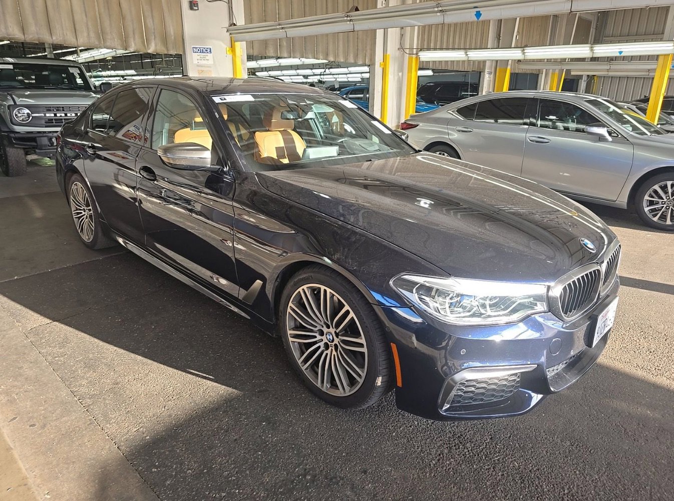 Used 2019 BMW M550i xDrive AWD/4WD image 3