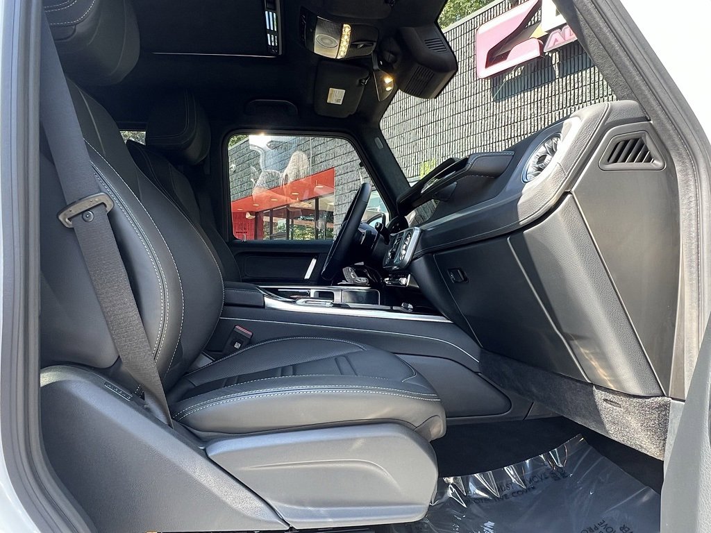 Used 2025 Mercedes-Benz G 550 image 28