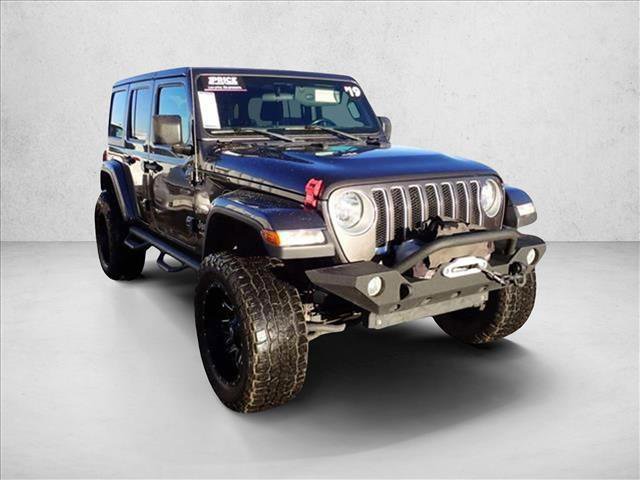 Used 2019 Jeep Wrangler Unlimited Sahara image 6