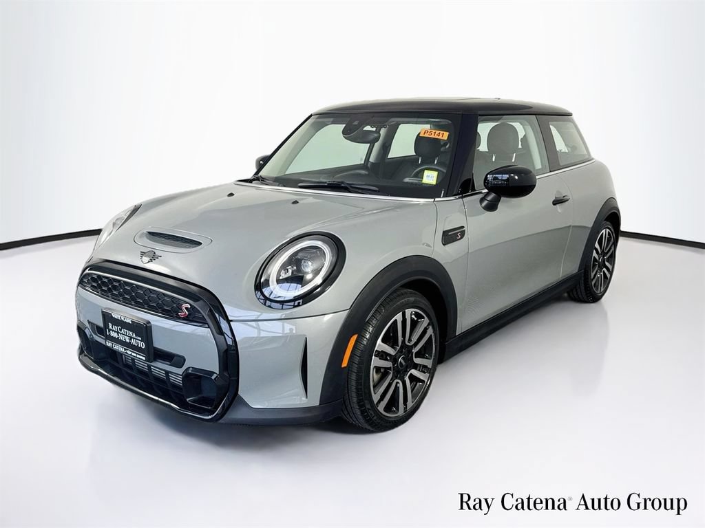 Used 2023 MINI Cooper S FWD image 3