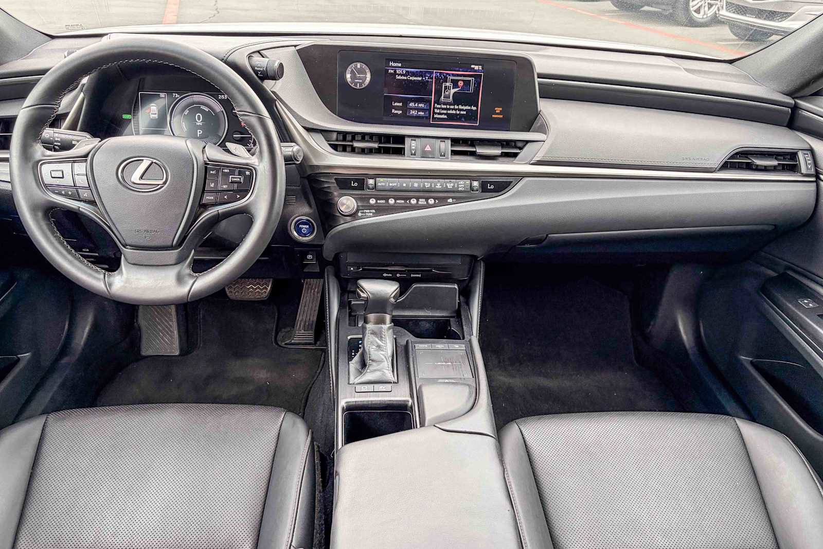 Used 2021 Lexus ES 300h w/ Accessory Package image 11