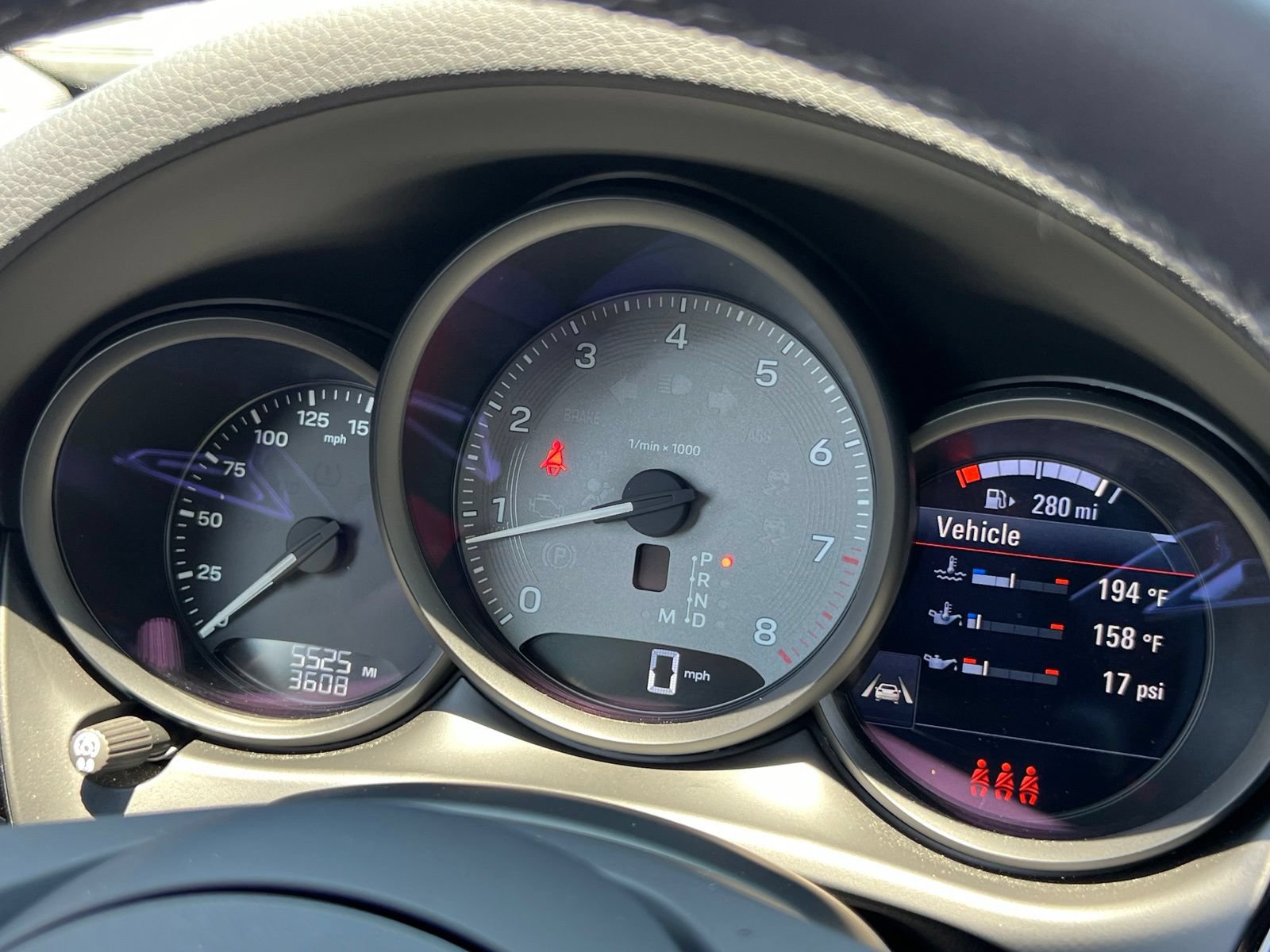 Certified 2025 Porsche Macan S AWD/4WD image 27