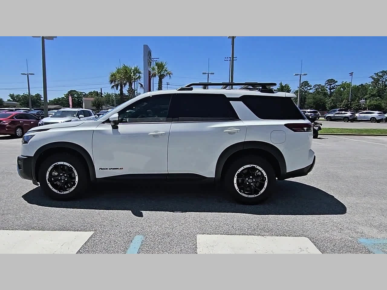 Used 2025 Nissan Pathfinder Rock Creek AWD/4WD image 27