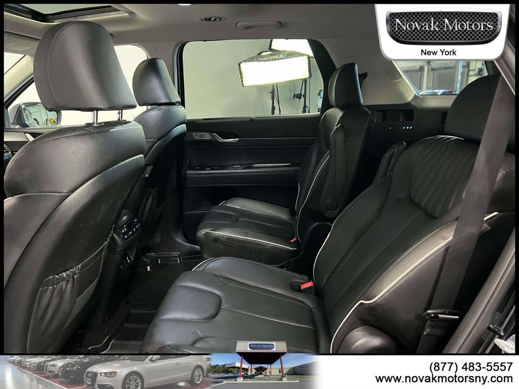 Used 2024 Hyundai Palisade Limited AWD/4WD image 13
