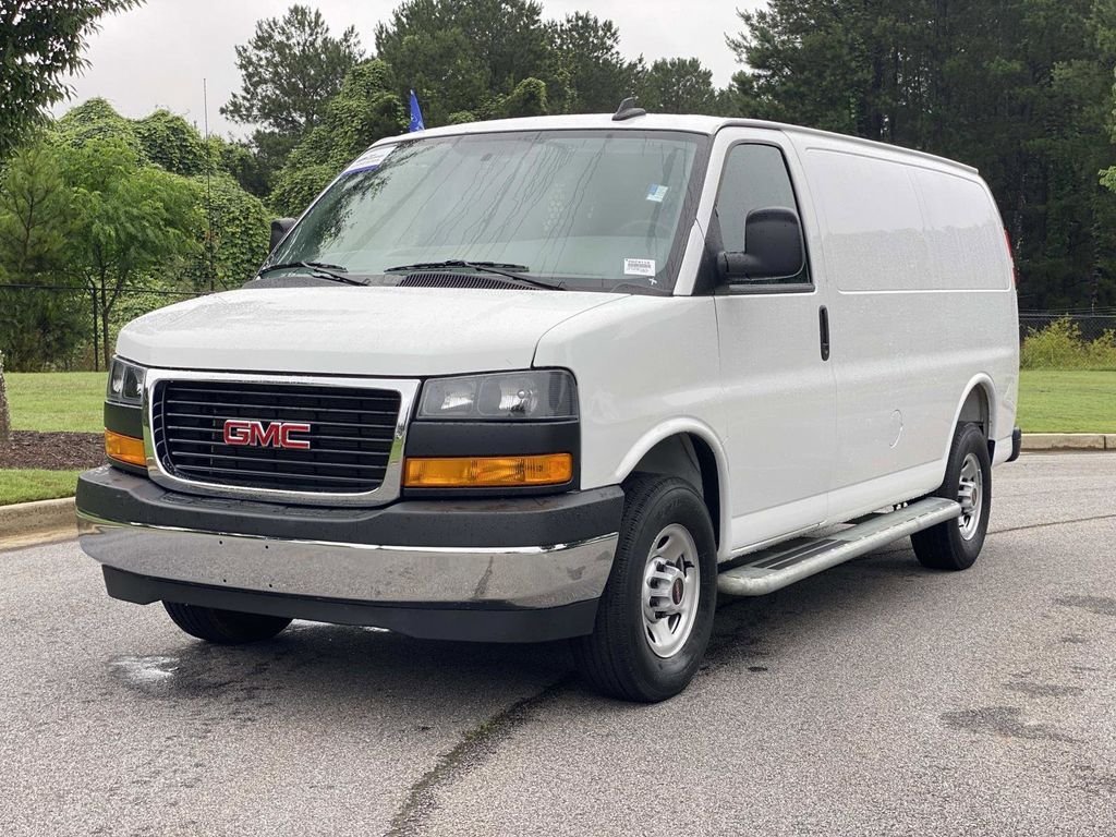 Used 2025 GMC Savana 2500 w/ Driver Convenience Package RWD image 10