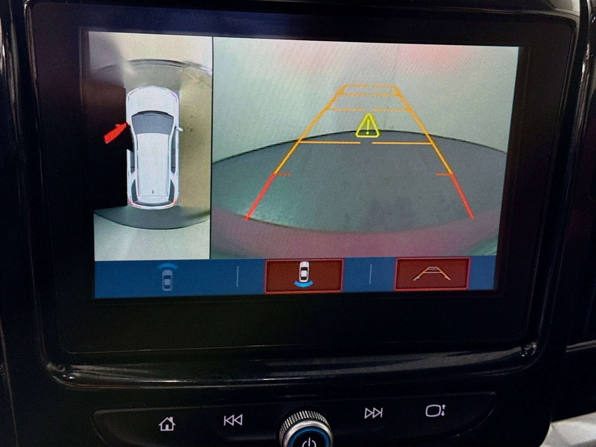 Used 2018 Chevrolet Traverse High Country w/ LPO, Cargo Package image 19