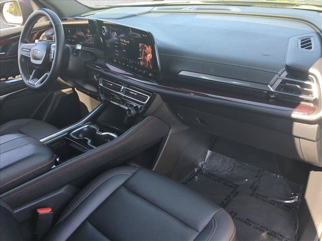 Used 2025 Chevrolet Traverse Z71 AWD/4WD image 23