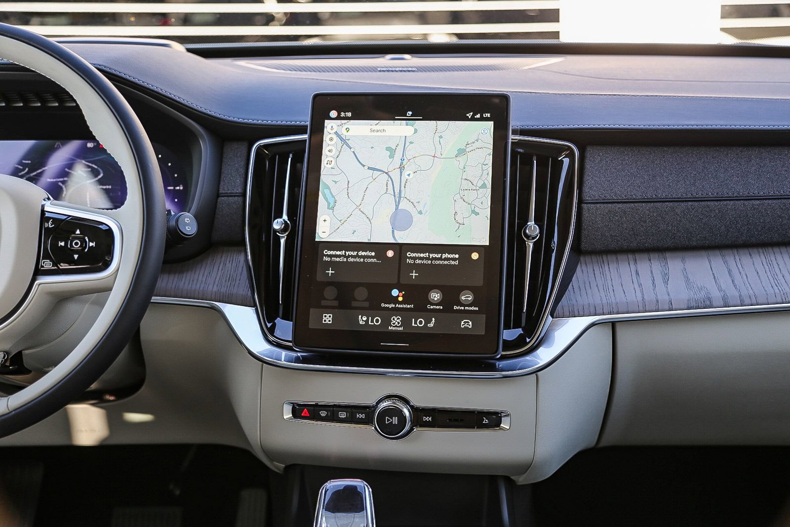 New 2026 Volvo XC90 T8 Ultra w/ Protection Package Premier image 13