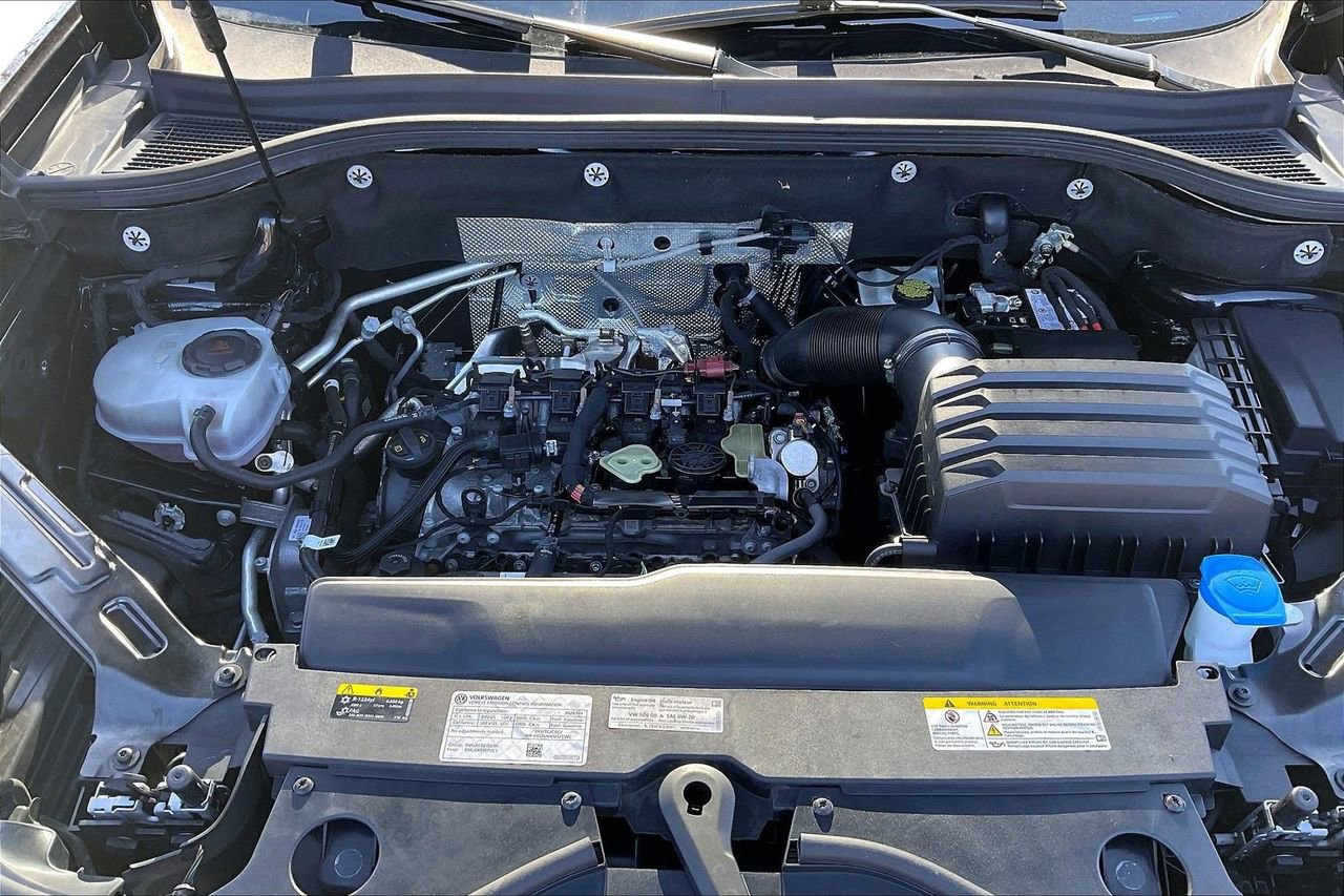 Used 2024 Volkswagen Atlas SE image 39