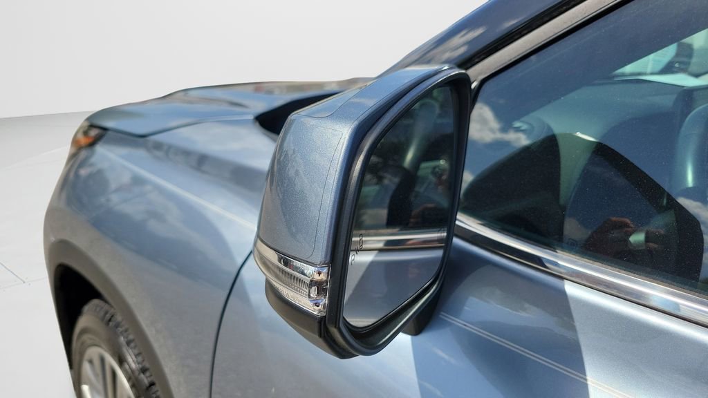 Used 2022 Toyota Highlander Platinum FWD image 26