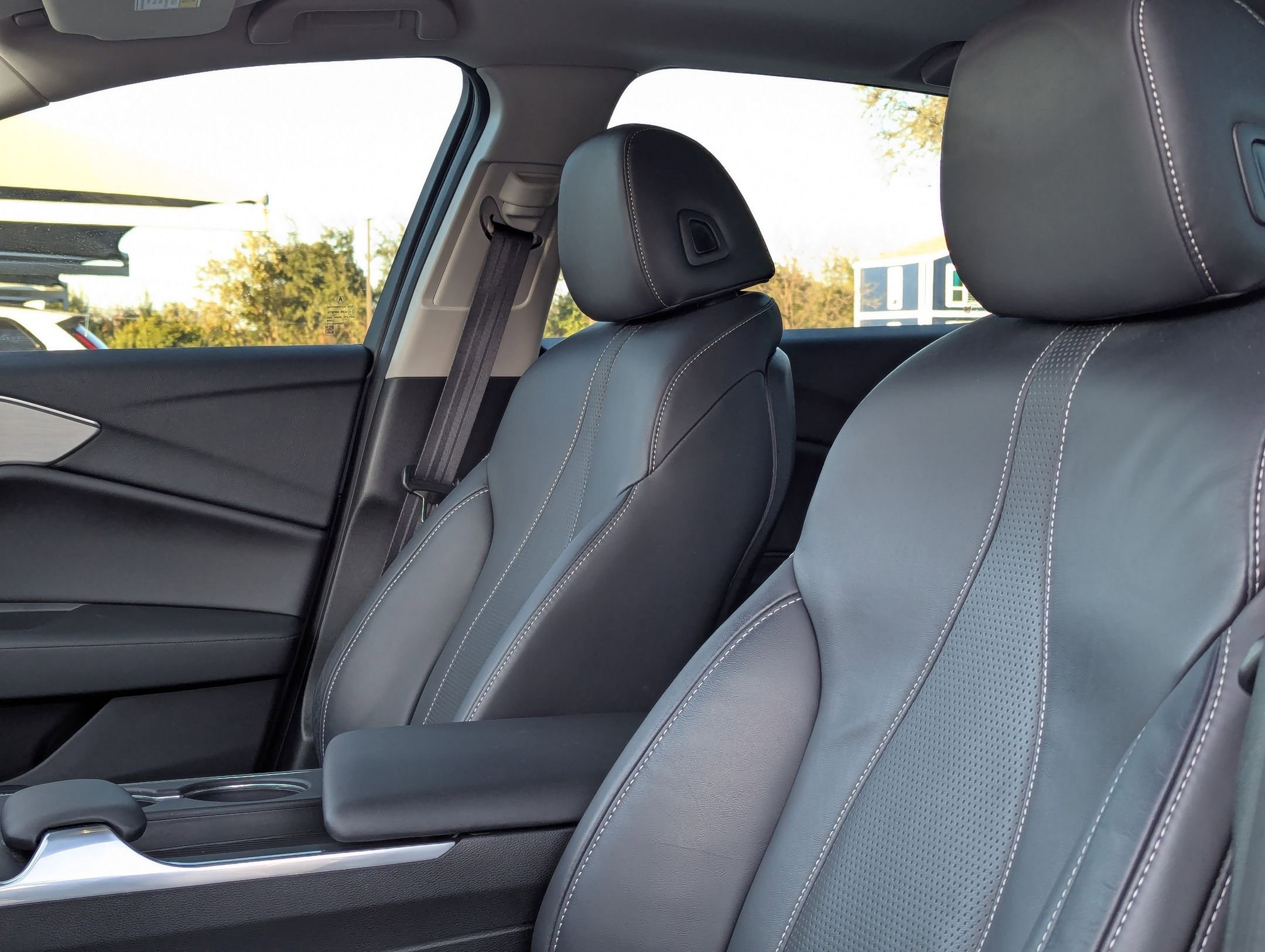 Used 2023 Acura TLX w/ Technology Package image 14