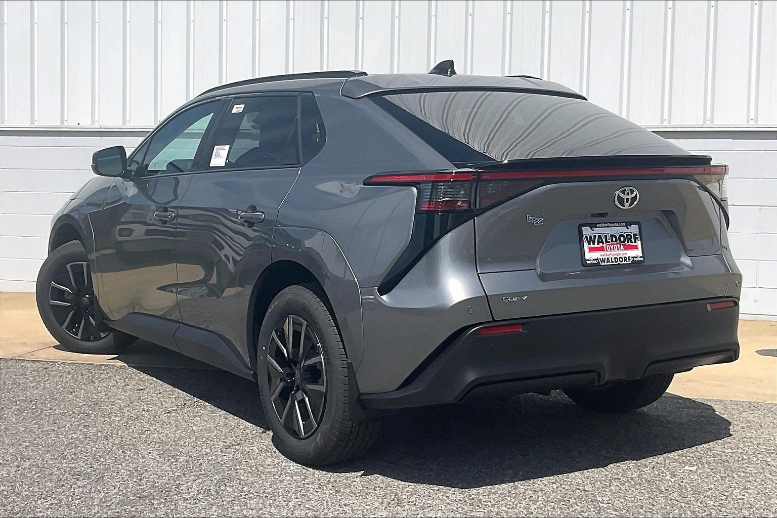 New 2026 Toyota bZ FWD image 3