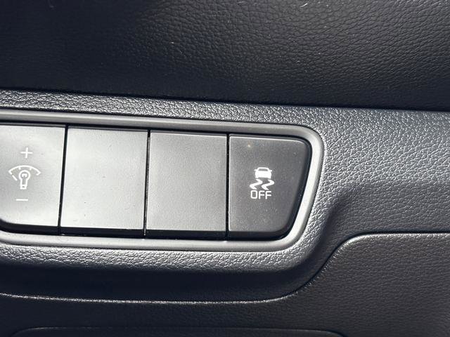 Certified 2023 Kia Forte LXS image 24