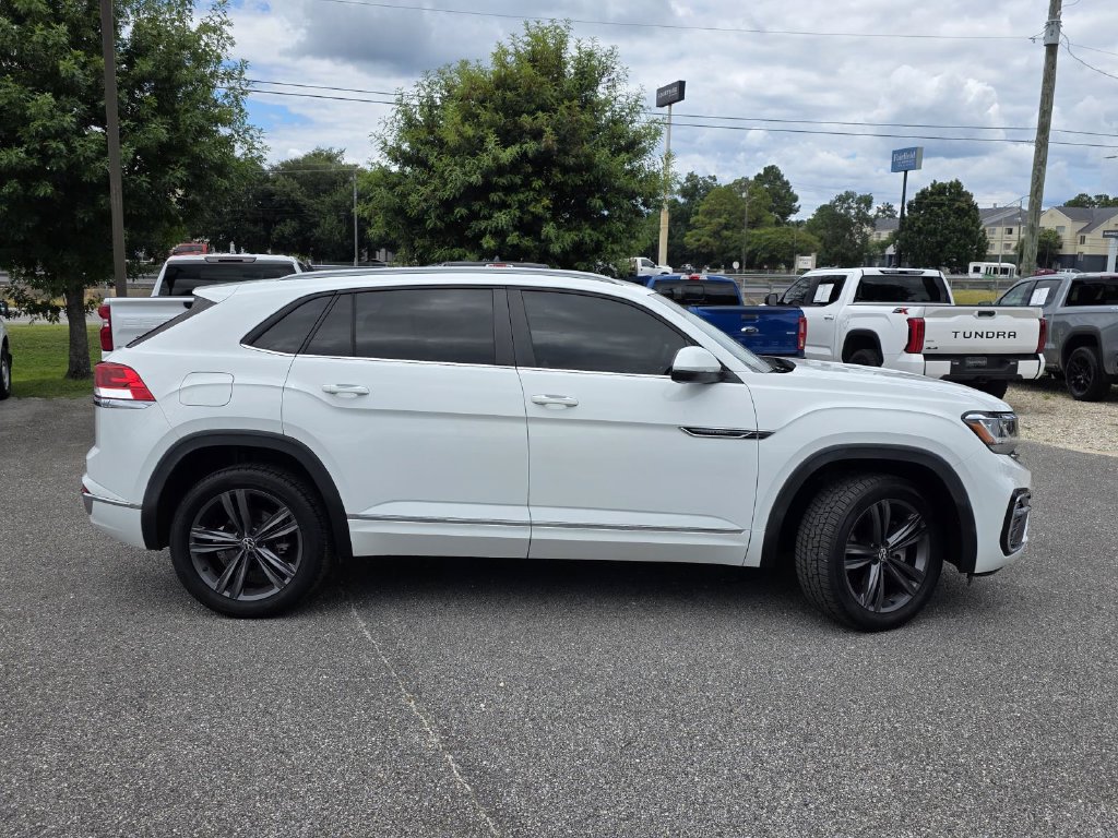 Used 2021 Volkswagen Atlas Cross Sport SE w/ Panoramic Sunroof Package FWD image 39