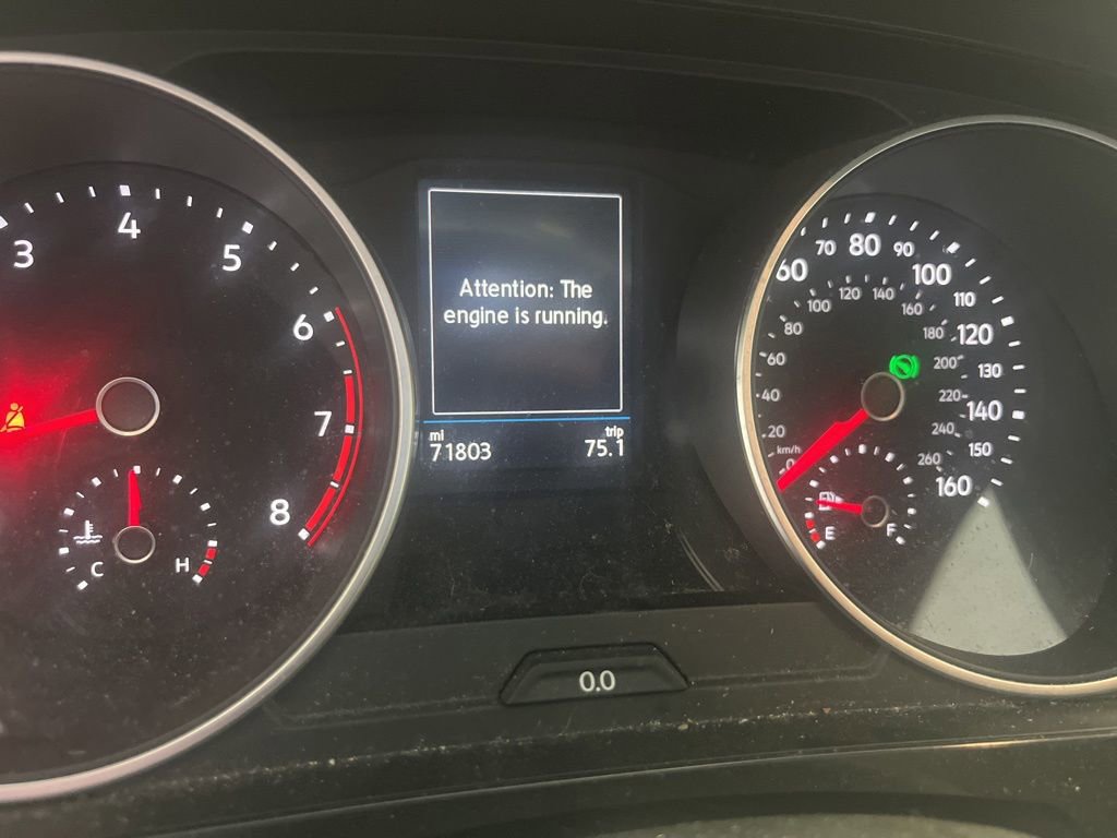 Used 2018 Volkswagen Tiguan SE FWD image 3