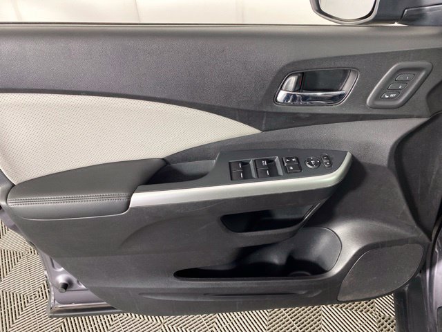 Used 2016 Honda CR-V Touring image 14