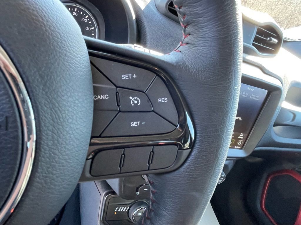 Used 2022 Jeep Renegade Trailhawk image 32