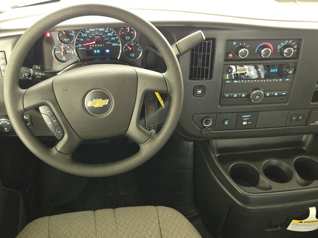 New 2026 Chevrolet Express 2500 w/ Communications Package RWD image 28
