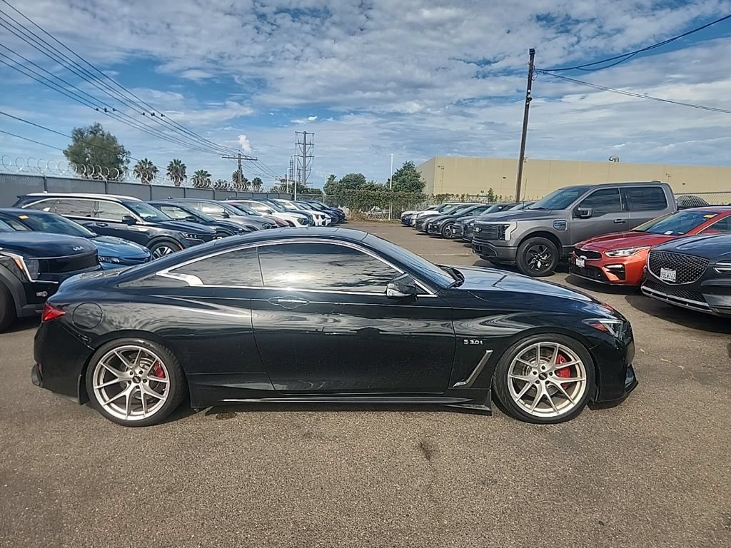 Used 2020 INFINITI Q60 Red Sport 400 w/ Cargo Package RWD image 17
