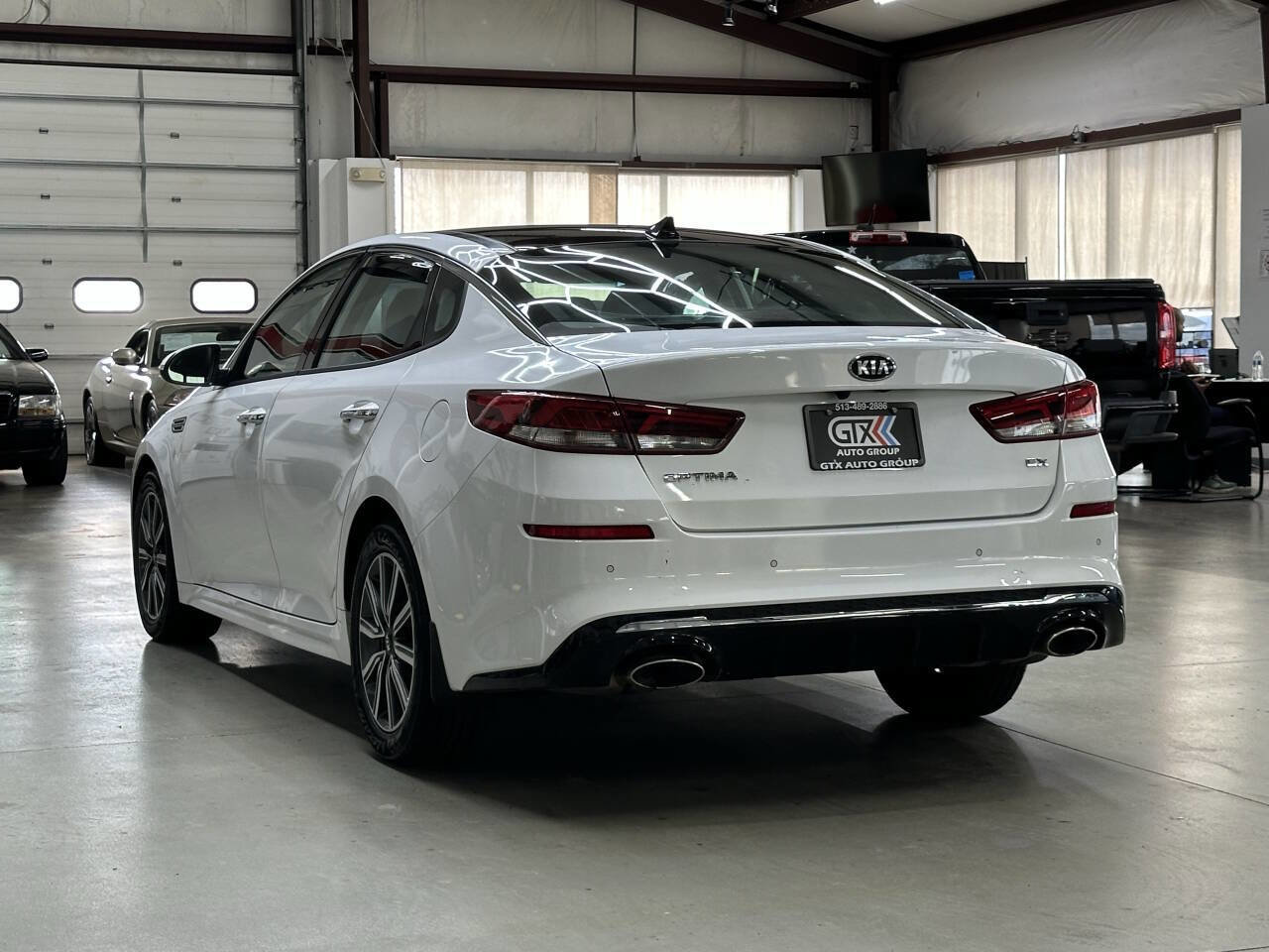 Used 2019 Kia Optima EX w/ EX Premium Package image 4