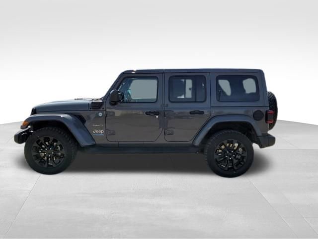 Used 2021 Jeep Wrangler Unlimited Sahara w/ Dual Top Group image 10