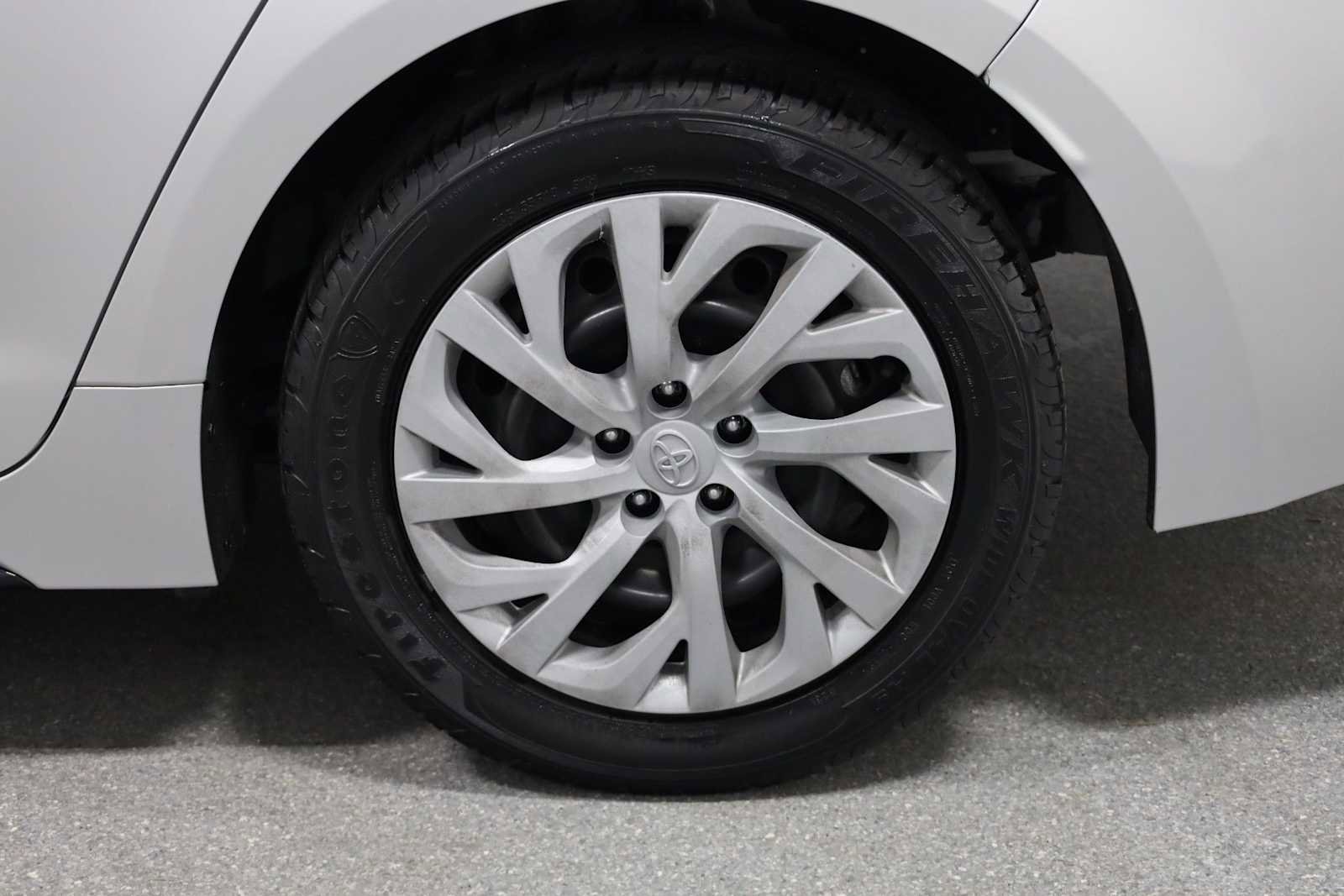 Used 2023 Toyota Corolla SE image 33